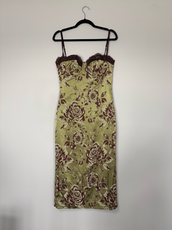 House of CB Dresses & Skirts - House Of CB CASSIA Floral Print Midi Dress Size M Olive Sweetheart Bust lace